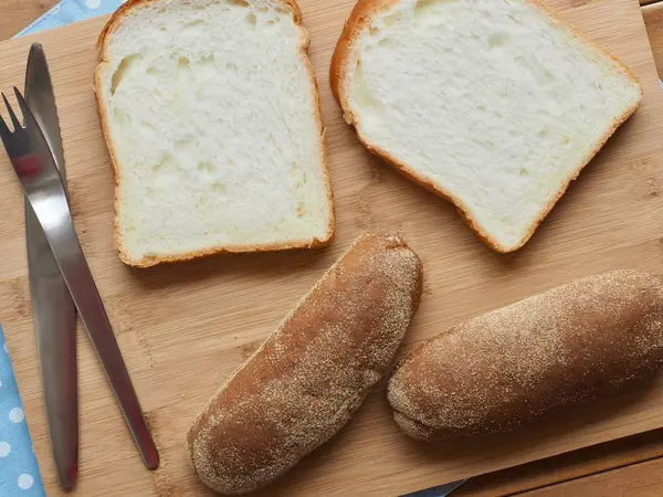 Цілий Пшеничний Хліб Простий Хліб — стокове фото