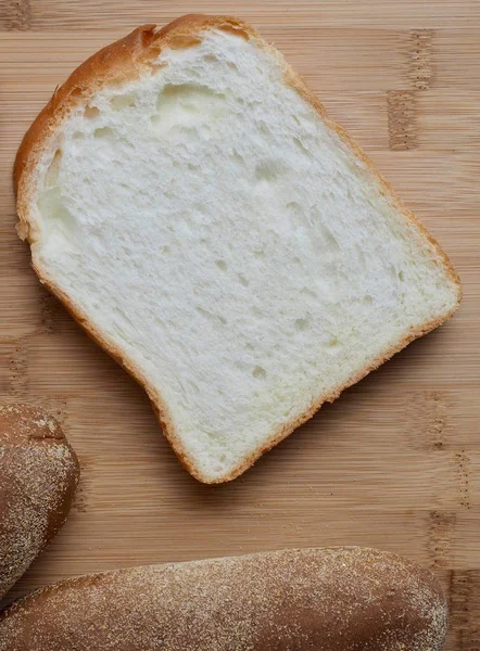 Tüm Buğday Ekmeği Düz Ekmek — Stok fotoğraf