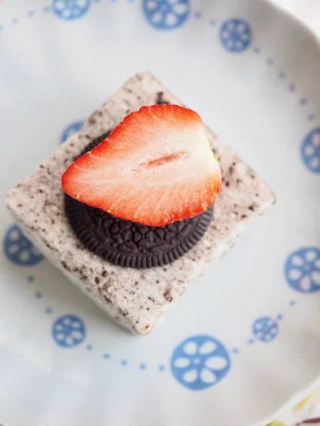 Koreansk Traditionell Mat Choklad Cookie Rice Cake Och Jordgubbe — Stockfoto