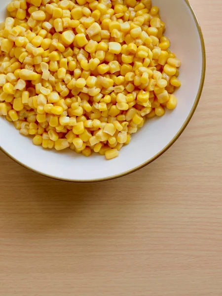 Słodka Kukurydza Ceramicznej Misce — Zdjęcie stockowe