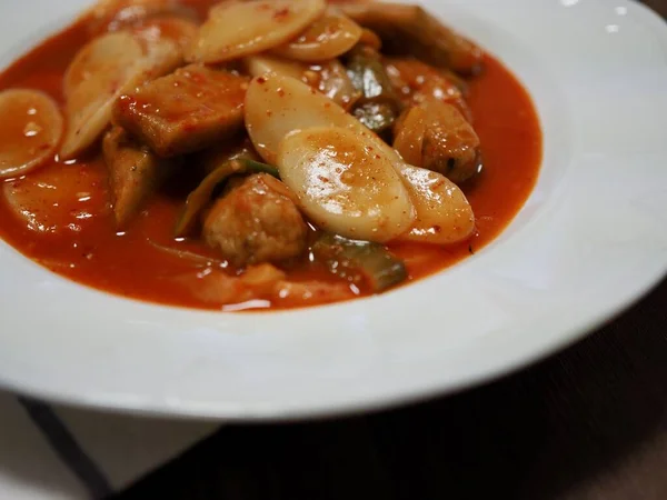 Корейская Традиционная Еда Tteokbokki Пряная Пища — стоковое фото