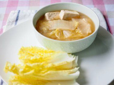 Kore geleneksel lahana çorbası.