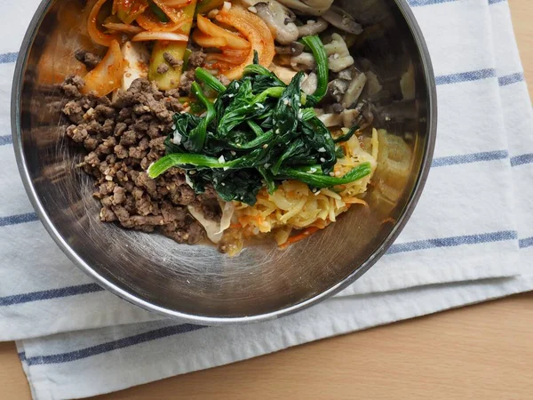 Korejské Jídlo Hovězí Zeleninové Bibimbap — Stock fotografie