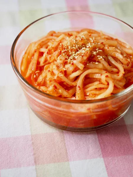 Cucina Tradizionale Coreana Kimchi Insalata Ravanello Contorno — Foto Stock