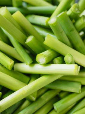 Asya yemekleri, sarımsak sapı. 