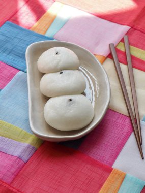 Kore yemeği pirinç şarabı pasta, gijeong tteok