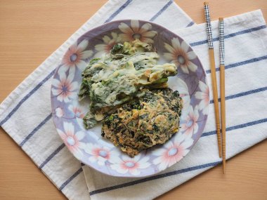 Kore geleneksel sebzeli krep, Araliaceae