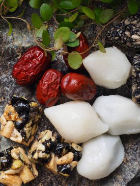 Kore yemekleri Songpyeon, yarım ay şeklinde pirinç keki, SweetRicePuffs, Jujube