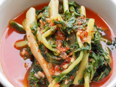 Kore yemeği taze turp turpu.