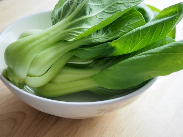 Φρέσκα Βιολογικά Πράσινα Φύλλα Λαχανικών Bok Choy — Φωτογραφία Αρχείου