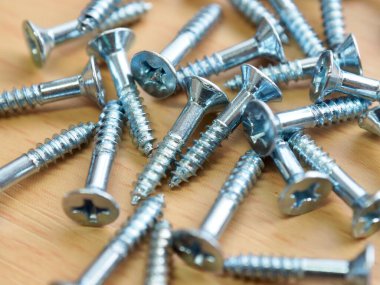 Gümüş vidalı ahşap tahta arka plan