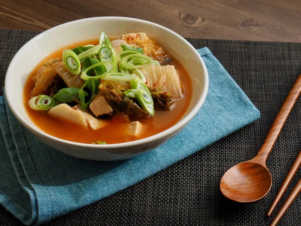 Koreansk Traditionell Mat Kimchi Tofu Potatis Soppa — Stockfoto