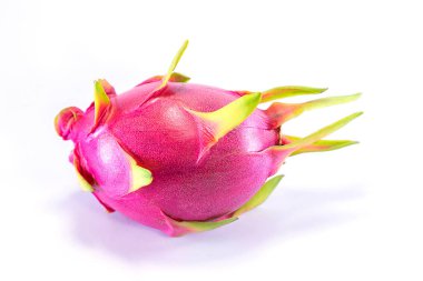 Beyaz arkaplanda Ejder Meyvesi izole