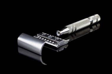 emniyetli tıraş makinesi