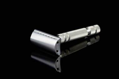 emniyetli tıraş makinesi