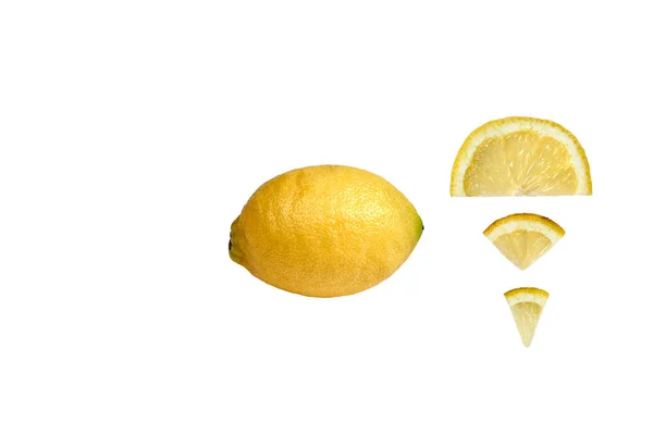 Skott av en citron bland citron beundrar i engelska alfabetet. — Stockfoto