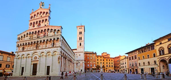 Toskana Talya Lucca Katedral Meydanı — Stok fotoğraf