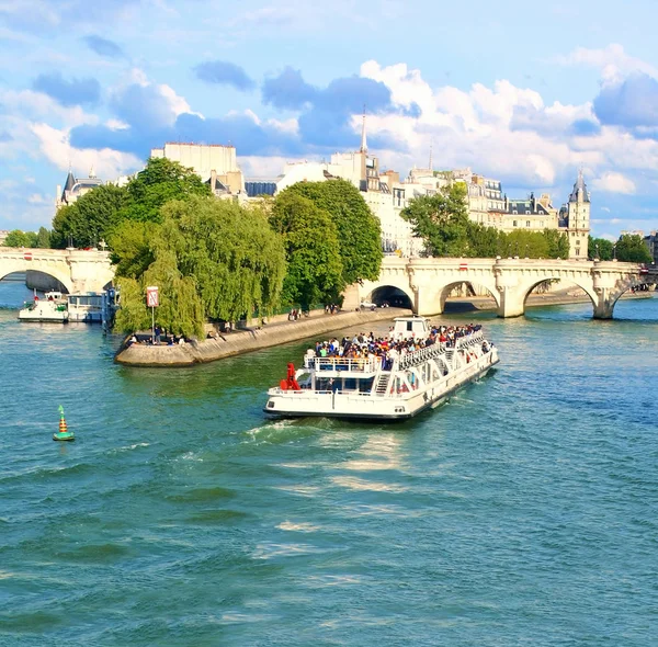 Visit Paris Boat Seine — Stock Photo, Image