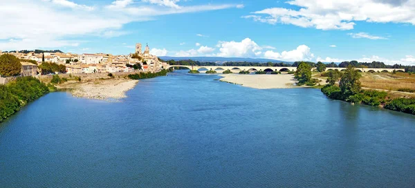 Panorama Der Rhone Bei Pont Saint Esprit Occitania Frankreich — Stockfoto