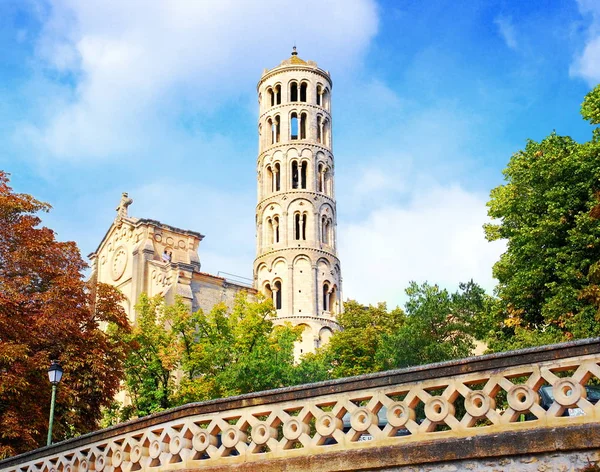 Den Fenestrelle Tornet Angränsande Saint Thodorit Cathedral Uzs Occitanie Frankrike — Stockfoto