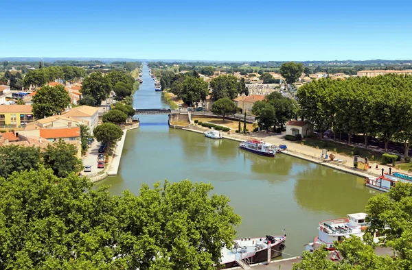 Rhne kanalı, Ste,Aigues-Mortes en Occitanie, Fransa.