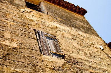 Provence 'de küçük bir köy izlenimi (Fransa)