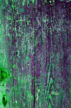 Eski verniklenmiş yaprakların yıpranmış yüzeyi ve soyulmuş boya.