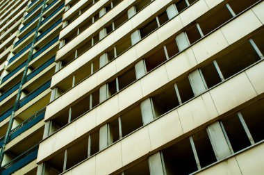 bir gökdelende yaşayan anonim