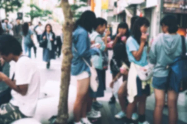 Desenfoque Personas Adolescente Pie Comer Juntos Centro Comercial — Foto de Stock