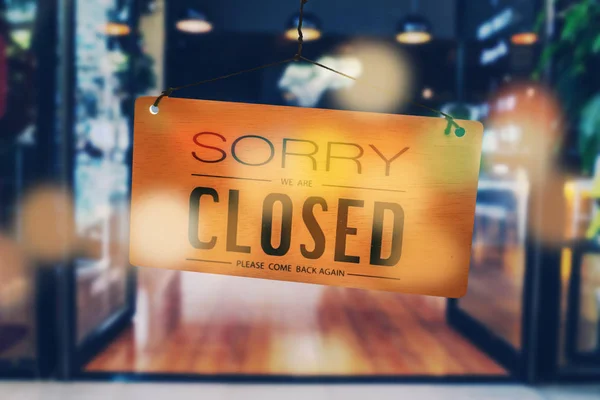 Desculpe Estamos Fechados Pendurar Sinal Porta Café — Fotografia de Stock