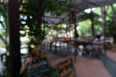 Kahve Cafe müşteriler arka plan vintage tonu renk stili ile bulanıklık.