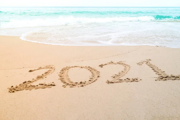 2021 Έτος Χέρι Που Άμμο Φόντο Καλοκαιρινή Παραλία — Φωτογραφία Αρχείου