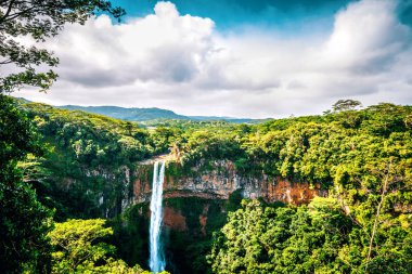 Mauritius üzerinde Chamarel şelale