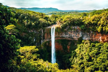 Mauritius üzerinde Chamarel şelale