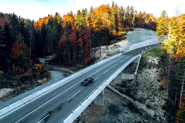 Estrada de montanha entre Sarajevo e Tuzla — Fotografia de Stock