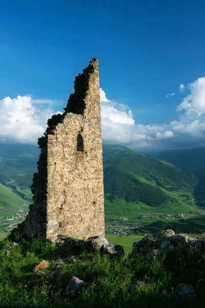 dağ manzarası Fiagdon gorge Kuzey Osetya