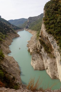 Vallnord, Andorra - 14 Temmuz 2018: UCI dağ bisikleti Dünya Kupası yokuş aşağı Vallnord 2018 yılında onun yeterlilik yarış sırasında