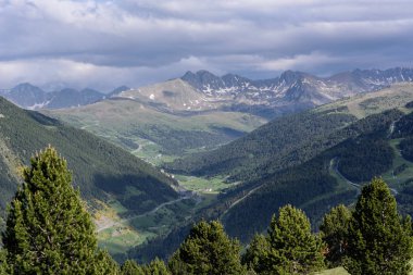 Incles Valley, Canillo, Andorra, doğal peyzaj.