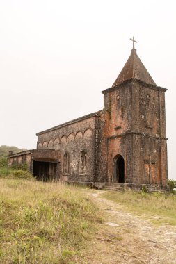 Kamboçya, Kamboçya: 18 Mart 2015 Terk Edilmiş Hristiyan Kilisesi Phnom Bokor Kampot, Kamboçya.