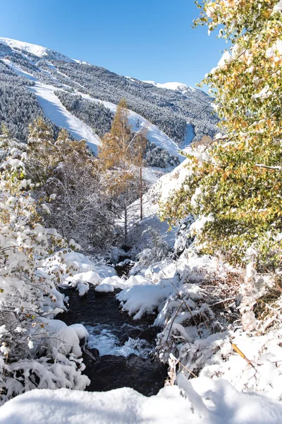 Beau Paysage Soldeu Canillo Andorre Par Matin Automne Dans Ses — Photo