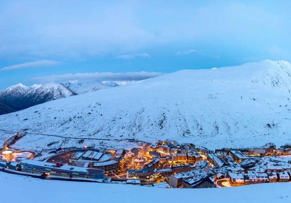 Pas de la Casa 'nın şehri, Kamp, Andorra
