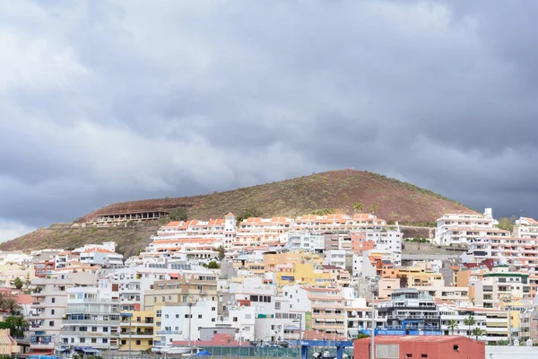 Los Cristianos plaj ve yaz tatili, Adeje Sahili Tenerife, İspanya üzerinde havadan görünümü