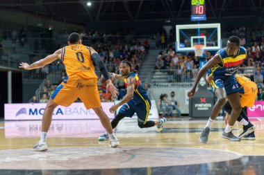 Andorra la Vella, Andorra oyuncular eylem içinde Liga ACB Endesa Mora Banc Andorra BC ve Herbalife Gran Canaria arasında maç, final Score 99-85, Mart 'ta 24 2019, Andorra.