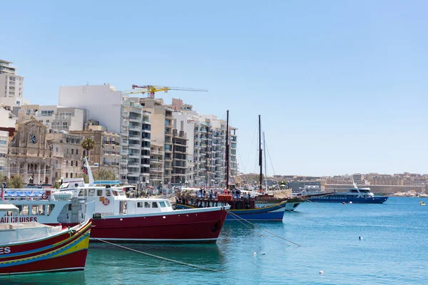 Sliema Azúrkék Kikötő Jachtokkal Málta — Stock Fotó