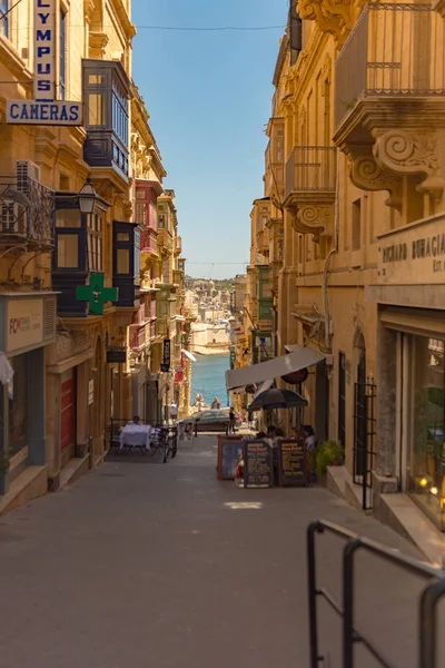 Valleta Malta 2019 Maj Gatan Valleta Maltas Huvudstad Stadsbilden Soliga — Stockfoto