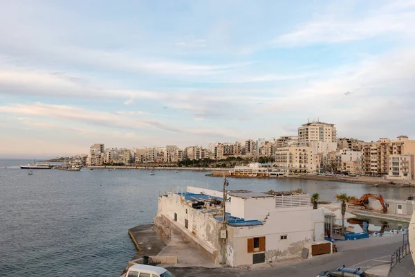 Panorama Över Hamnen Pauls Bay Med Fiskebåtar Och Turistfartyg Bugibba — Stockfoto