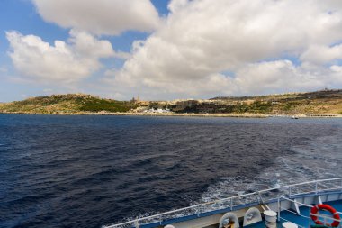 Mgarr, Gozo / Malta - 11.05.2019: Malta'dan gelen feribottan harbaour Mgarr'ın görünümü
