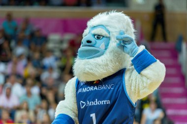 Andorra La Vella, Andorra: 2019 Ekim 06: Liga Acb Endesa maçında oynayan oyuncular Mora Banc Andorra Bc ve Fc Barcelona arasında oynanan maç, final skoru 86 - 84, Ekim 2019, Andorra.