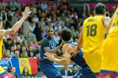 Andorra La Vella, Andorra: 2019 Ekim 06: Liga Acb Endesa maçında oynayan oyuncular Mora Banc Andorra Bc ve Fc Barcelona arasında oynanan maç, final skoru 86 - 84, Ekim 2019, Andorra.