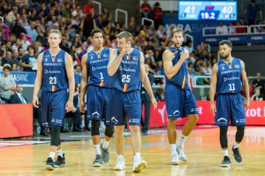 Andorra La Vella, Andorra: 2019 Ekim 06: Liga Acb Endesa maçında oynayan oyuncular Mora Banc Andorra Bc ve Fc Barcelona arasında oynanan maç, final skoru 86 - 84, Ekim 2019, Andorra.